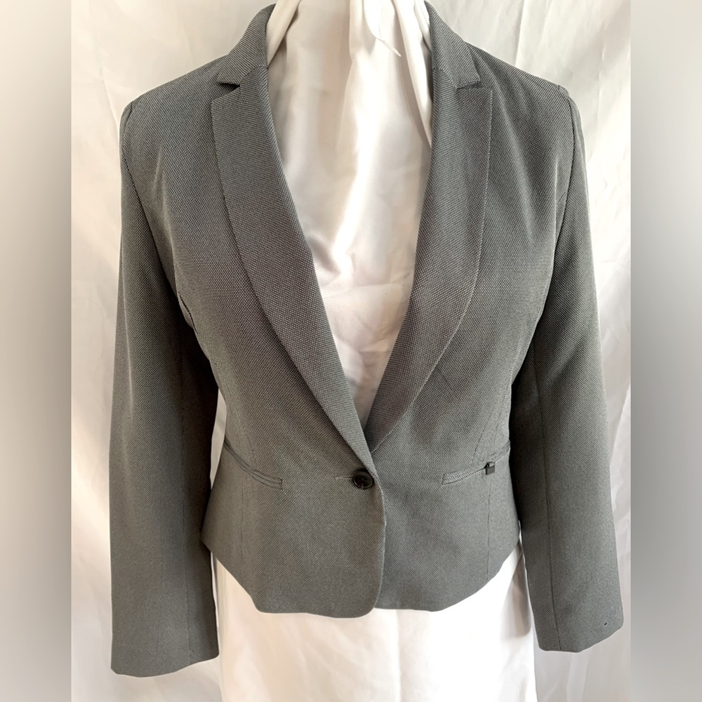PRIMARK gray/black fitted blazer